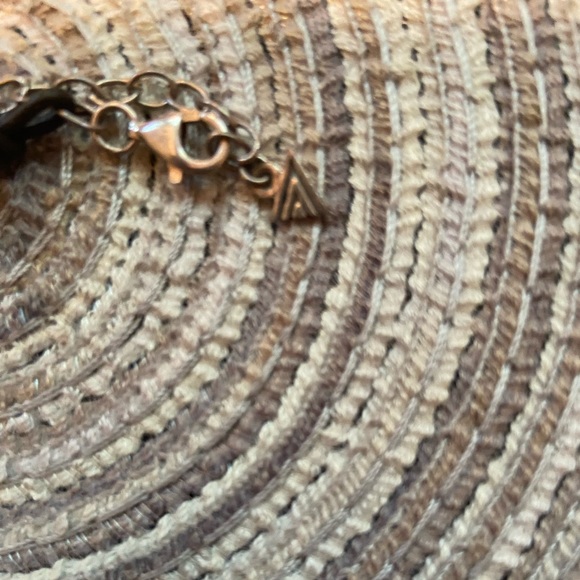 Retired Silpada necklace Carved Abalone shell Original triple brown leather cord - Picture 3 of 3